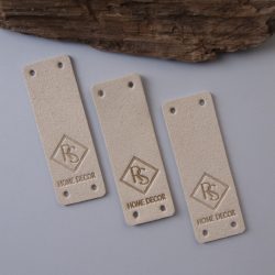 4 отверстия